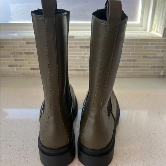 Women’s Olive Leather Boots - Picture 3 of 5